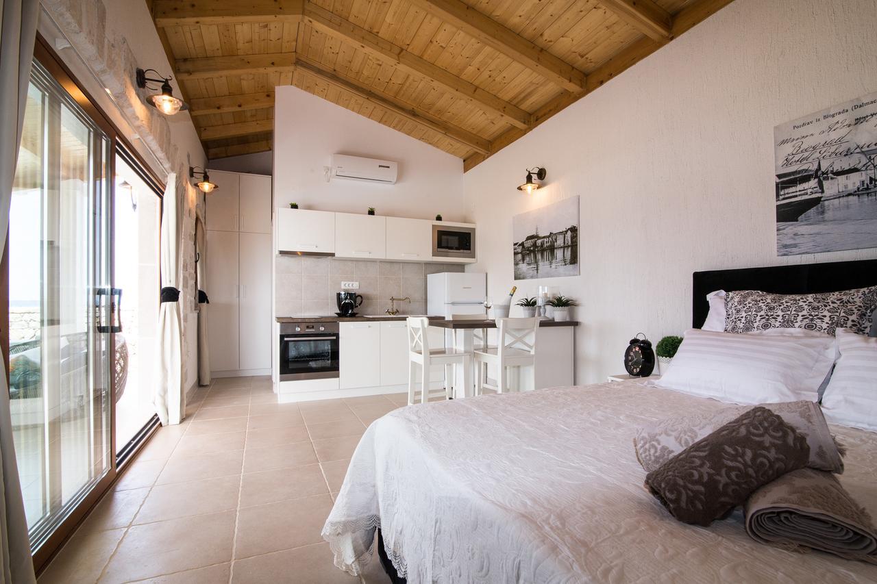 Estate Villa Duo บีโอกราดนาโมรู ภายนอก รูปภาพ