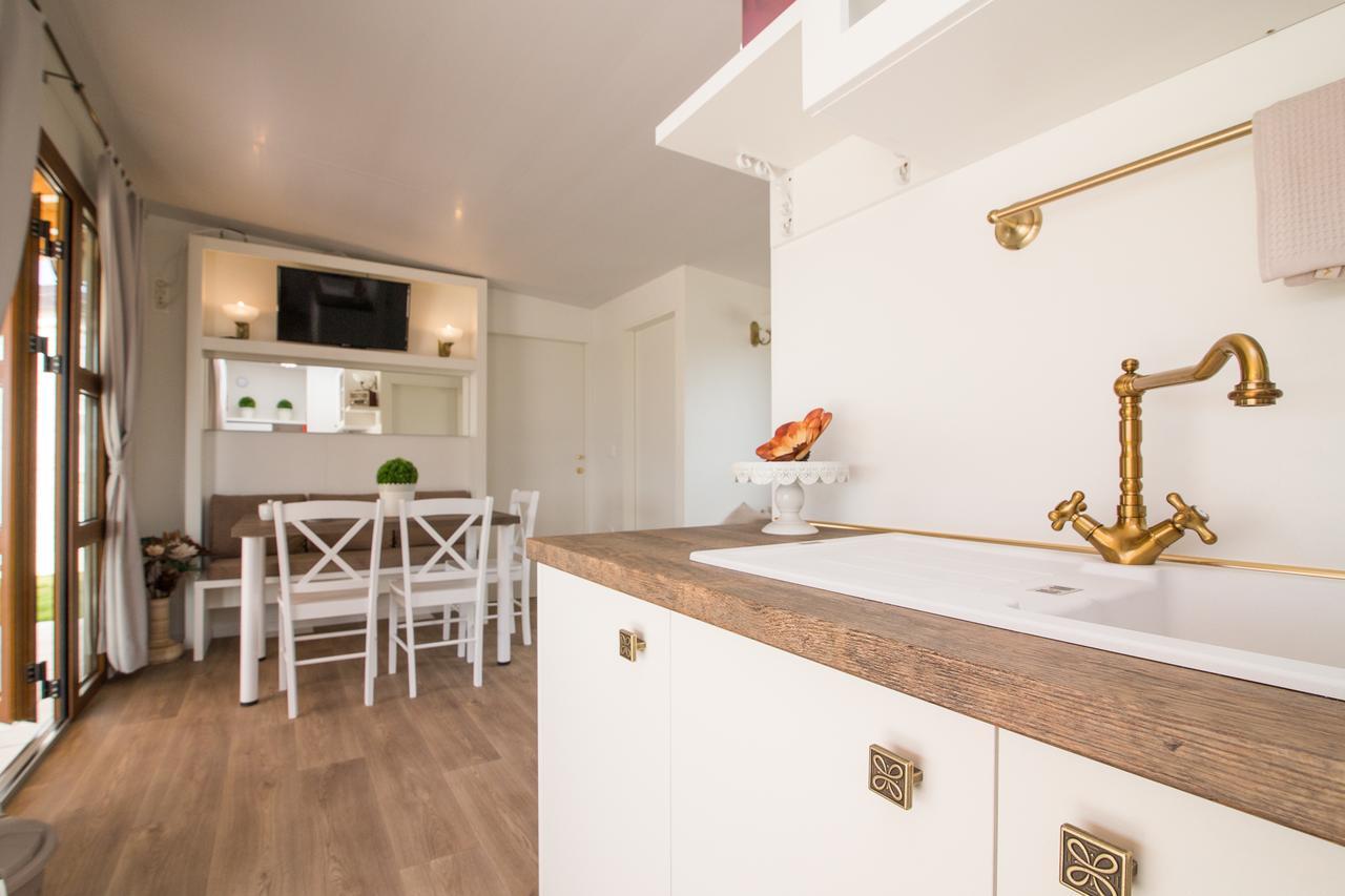 Estate Villa Duo บีโอกราดนาโมรู ภายนอก รูปภาพ