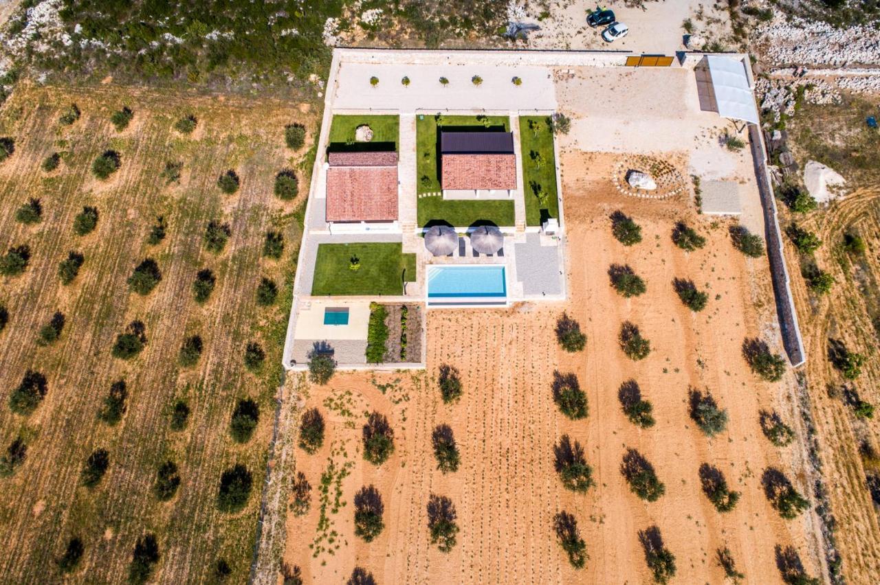 Estate Villa Duo บีโอกราดนาโมรู ภายนอก รูปภาพ